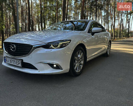 Белый Мазда 6, объемом двигателя 2.19 л и пробегом 146 тыс. км за 15000 $, фото 1 на Automoto.ua