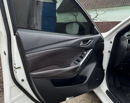 Белый Мазда 6, объемом двигателя 2.4 л и пробегом 184 тыс. км за 17500 $, фото 4 на Automoto.ua