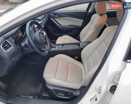 Белый Мазда 6, объемом двигателя 2.49 л и пробегом 73 тыс. км за 12500 $, фото 11 на Automoto.ua