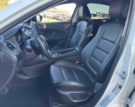 Білий Мазда 6, об'ємом двигуна 2.5 л та пробігом 70 тис. км за 9500 $, фото 6 на Automoto.ua