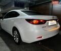 Белый Мазда 6, объемом двигателя 2 л и пробегом 204 тыс. км за 13350 $, фото 1 на Automoto.ua
