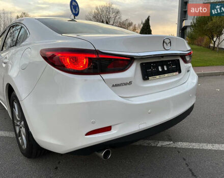 Белый Мазда 6, объемом двигателя 2.49 л и пробегом 103 тыс. км за 16999 $, фото 16 на Automoto.ua