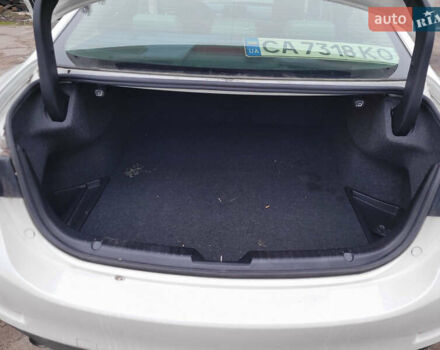 Белый Мазда 6, объемом двигателя 2.49 л и пробегом 73 тыс. км за 12500 $, фото 15 на Automoto.ua