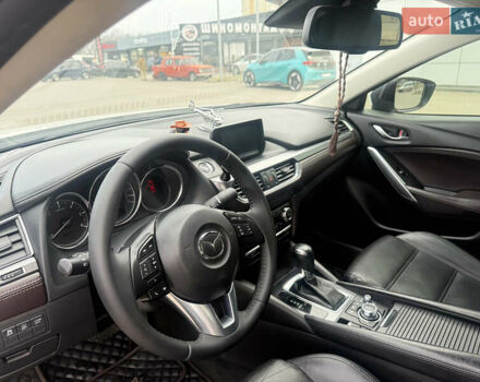 Білий Мазда 6, об'ємом двигуна 2.2 л та пробігом 109 тис. км за 16300 $, фото 19 на Automoto.ua