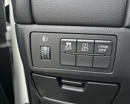 Білий Мазда 6, об'ємом двигуна 2 л та пробігом 200 тис. км за 15200 $, фото 16 на Automoto.ua