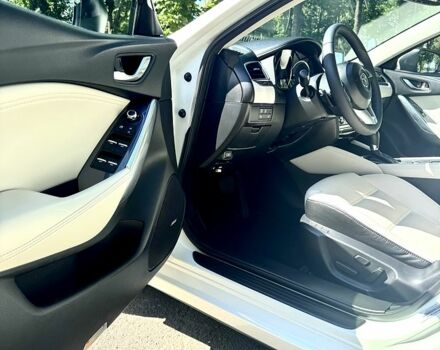 Белый Мазда 6, объемом двигателя 2.5 л и пробегом 80 тыс. км за 16999 $, фото 6 на Automoto.ua