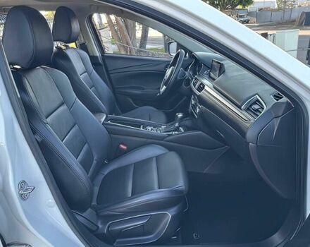 Білий Мазда 6, об'ємом двигуна 2.5 л та пробігом 70 тис. км за 9500 $, фото 7 на Automoto.ua