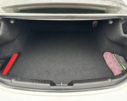 Белый Мазда 6, объемом двигателя 2.5 л и пробегом 76 тыс. км за 15500 $, фото 16 на Automoto.ua