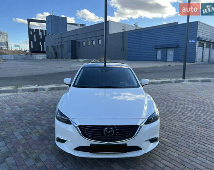 Белый Мазда 6, объемом двигателя 2.49 л и пробегом 70 тыс. км за 19000 $, фото 1 на Automoto.ua
