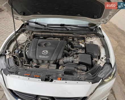 Белый Мазда 6, объемом двигателя 2.49 л и пробегом 66 тыс. км за 19000 $, фото 11 на Automoto.ua