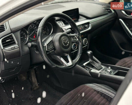 Білий Мазда 6, об'ємом двигуна 2.5 л та пробігом 125 тис. км за 11240 $, фото 19 на Automoto.ua