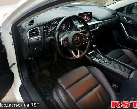 Белый Мазда 6, объемом двигателя 2.5 л и пробегом 81 тыс. км за 17500 $, фото 6 на Automoto.ua