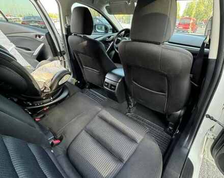 Білий Мазда 6, об'ємом двигуна 2 л та пробігом 123 тис. км за 16800 $, фото 5 на Automoto.ua