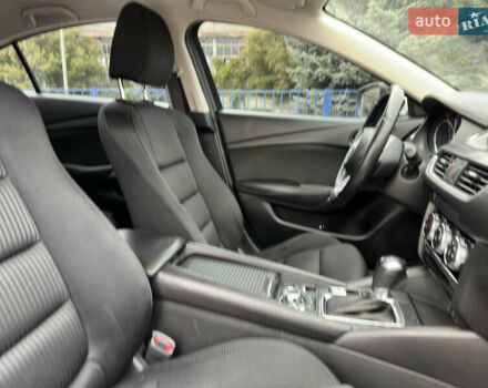 Белый Мазда 6, объемом двигателя 2.49 л и пробегом 138 тыс. км за 12800 $, фото 5 на Automoto.ua