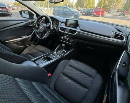 Білий Мазда 6, об'ємом двигуна 2 л та пробігом 123 тис. км за 16800 $, фото 6 на Automoto.ua