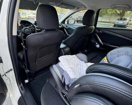 Білий Мазда 6, об'ємом двигуна 2 л та пробігом 123 тис. км за 16800 $, фото 3 на Automoto.ua
