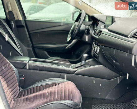 Білий Мазда 6, об'ємом двигуна 2.5 л та пробігом 125 тис. км за 11240 $, фото 18 на Automoto.ua