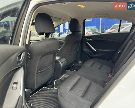 Белый Мазда 6, объемом двигателя 2.49 л и пробегом 138 тыс. км за 12800 $, фото 7 на Automoto.ua