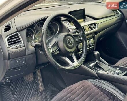 Білий Мазда 6, об'ємом двигуна 2.5 л та пробігом 125 тис. км за 13890 $, фото 15 на Automoto.ua