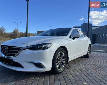 Белый Мазда 6, объемом двигателя 2.49 л и пробегом 70 тыс. км за 19000 $, фото 3 на Automoto.ua