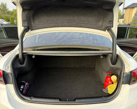 Белый Мазда 6, объемом двигателя 2.49 л и пробегом 158 тыс. км за 15450 $, фото 16 на Automoto.ua