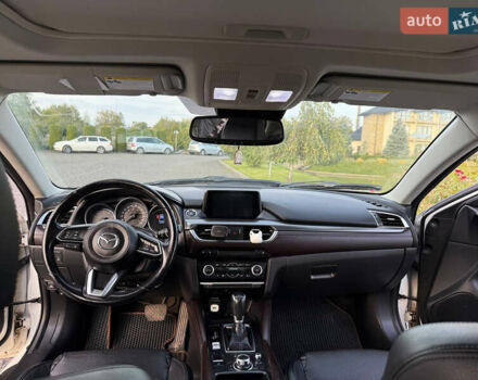 Белый Мазда 6, объемом двигателя 2.49 л и пробегом 158 тыс. км за 15450 $, фото 9 на Automoto.ua