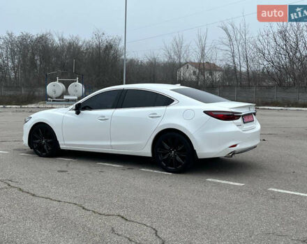 Белый Мазда 6, объемом двигателя 2.49 л и пробегом 70 тыс. км за 19999 $, фото 10 на Automoto.ua