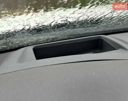 Белый Мазда 6, объемом двигателя 2.49 л и пробегом 95 тыс. км за 15400 $, фото 17 на Automoto.ua