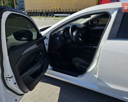 Мазда 6 2018 в Сумах на Automoto.ua Белый Мазда 6, объемом двигателя 2 л и пробегом 100 тыс. км за 19999 $, фото 38 на Automoto.ua