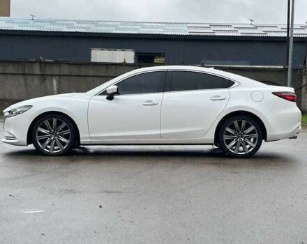 Белый Мазда 6, объемом двигателя 2.5 л и пробегом 95 тыс. км за 13400 $, фото 4 на Automoto.ua
