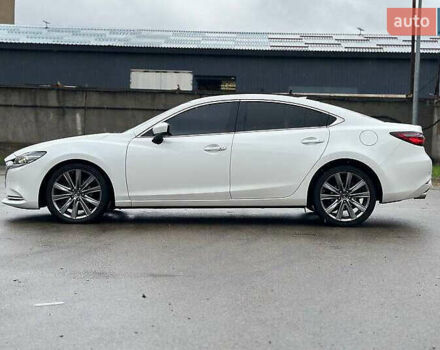 Белый Мазда 6, объемом двигателя 2.49 л и пробегом 95 тыс. км за 15400 $, фото 5 на Automoto.ua