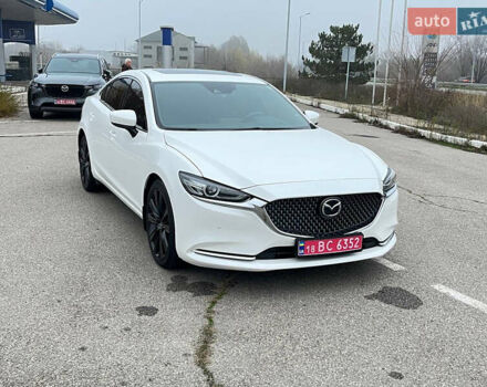 Белый Мазда 6, объемом двигателя 2.49 л и пробегом 70 тыс. км за 19999 $, фото 3 на Automoto.ua