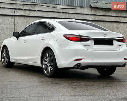 Белый Мазда 6, объемом двигателя 2.49 л и пробегом 95 тыс. км за 15400 $, фото 6 на Automoto.ua