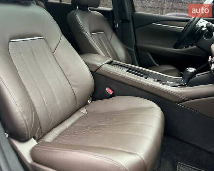 Белый Мазда 6, объемом двигателя 2.49 л и пробегом 95 тыс. км за 15400 $, фото 25 на Automoto.ua