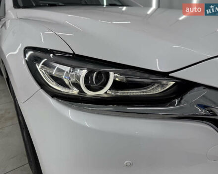 Белый Мазда 6, объемом двигателя 2 л и пробегом 110 тыс. км за 20500 $, фото 12 на Automoto.ua