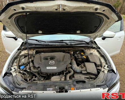 Белый Мазда 6, объемом двигателя 2.5 л и пробегом 31 тыс. км за 25000 $, фото 6 на Automoto.ua