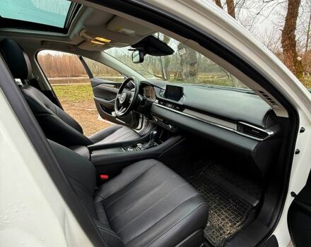 Белый Мазда 6, объемом двигателя 2.5 л и пробегом 31 тыс. км за 25000 $, фото 7 на Automoto.ua