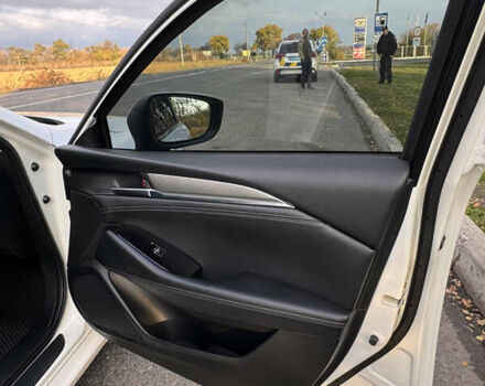 Мазда 6 2019 в Черкассах на Automoto.ua Белый Мазда 6, объемом двигателя 2.49 л и пробегом 148 тыс. км за 15500 $, фото 11 на Automoto.ua