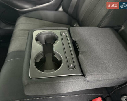 Белый Мазда 6, объемом двигателя 2 л и пробегом 110 тыс. км за 20500 $, фото 20 на Automoto.ua