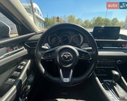 Білий Мазда 6, об'ємом двигуна 2 л та пробігом 85 тис. км за 18999 $, фото 13 на Automoto.ua