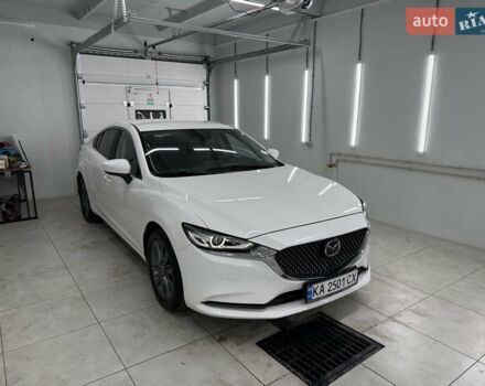 Белый Мазда 6, объемом двигателя 2 л и пробегом 110 тыс. км за 20500 $, фото 1 на Automoto.ua