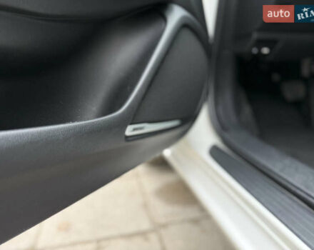 Белый Мазда 6, объемом двигателя 2.49 л и пробегом 91 тыс. км за 21900 $, фото 18 на Automoto.ua