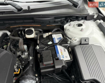 Белый Мазда 6, объемом двигателя 2.49 л и пробегом 91 тыс. км за 21900 $, фото 26 на Automoto.ua