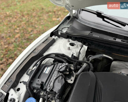 Белый Мазда 6, объемом двигателя 2.49 л и пробегом 91 тыс. км за 21900 $, фото 27 на Automoto.ua