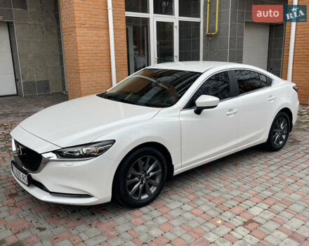 Білий Мазда 6, об'ємом двигуна 2 л та пробігом 22 тис. км за 23400 $, фото 10 на Automoto.ua