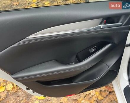 Белый Мазда 6, объемом двигателя 2 л и пробегом 52 тыс. км за 24990 $, фото 22 на Automoto.ua