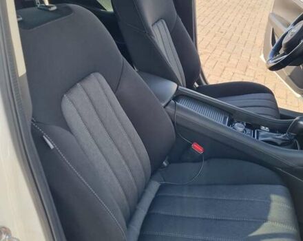 Білий Мазда 6, об'ємом двигуна 2 л та пробігом 51 тис. км за 25500 $, фото 20 на Automoto.ua