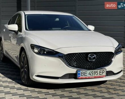 Белый Мазда 6, объемом двигателя 2 л и пробегом 18 тыс. км за 22999 $, фото 2 на Automoto.ua