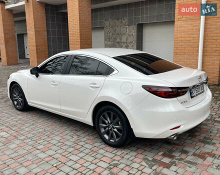 Білий Мазда 6, об'ємом двигуна 2 л та пробігом 22 тис. км за 23400 $, фото 5 на Automoto.ua