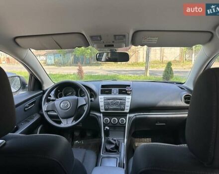 Белый Мазда 6, объемом двигателя 2 л и пробегом 252 тыс. км за 6900 $, фото 6 на Automoto.ua